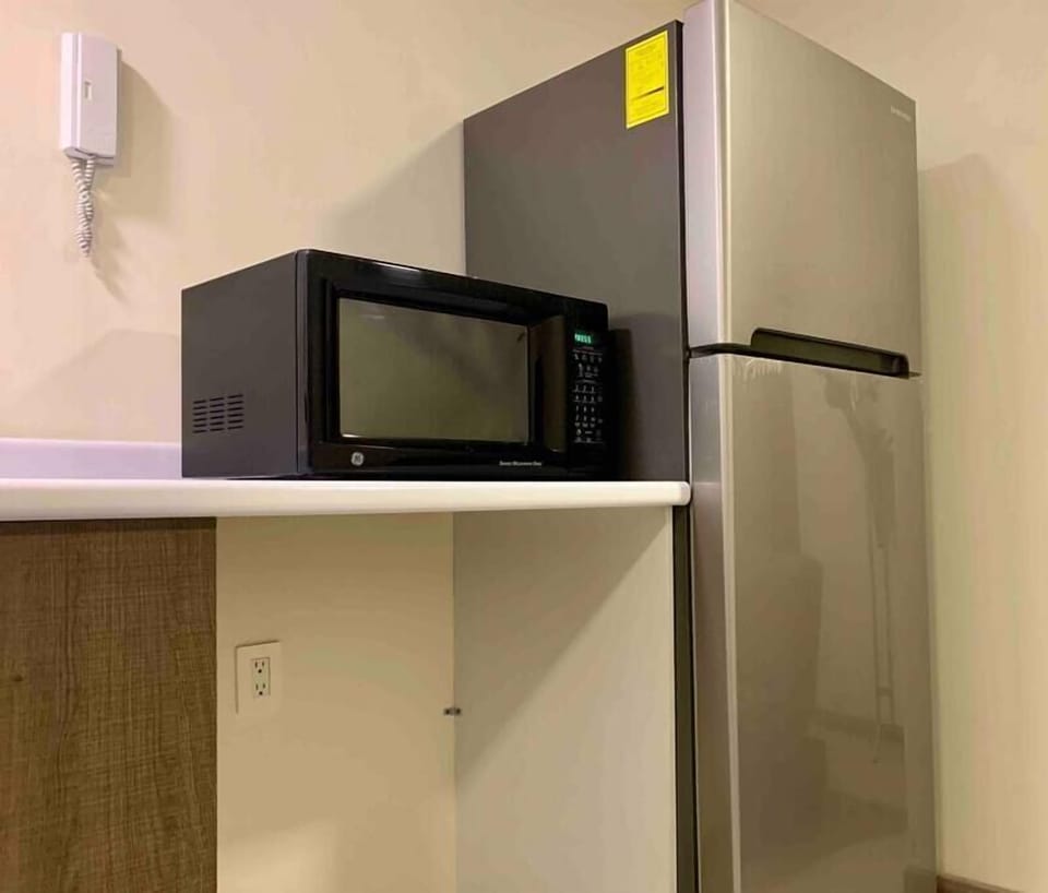 Microwave Oven