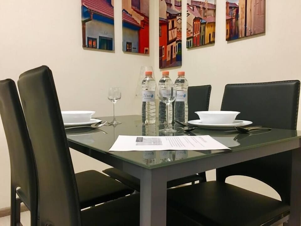 Working or dining area
