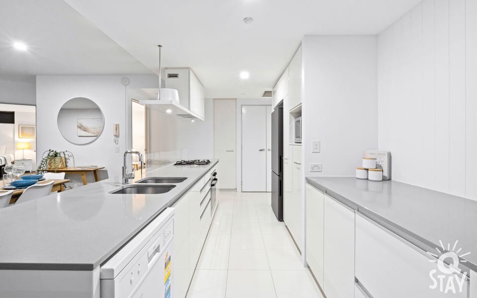 Fully equipped modern kitchen