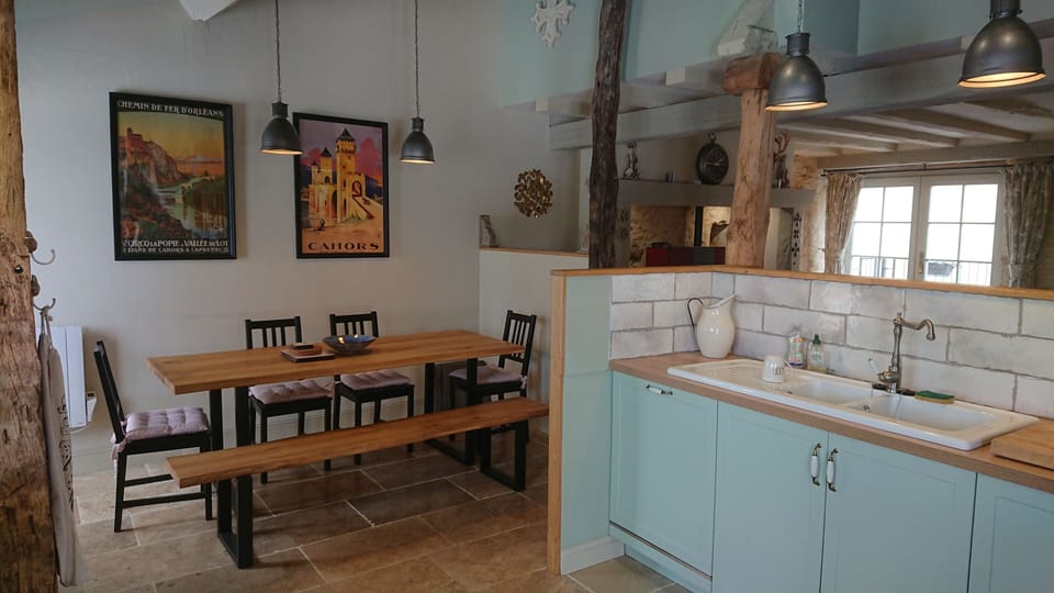 Open plan kitchen dining

