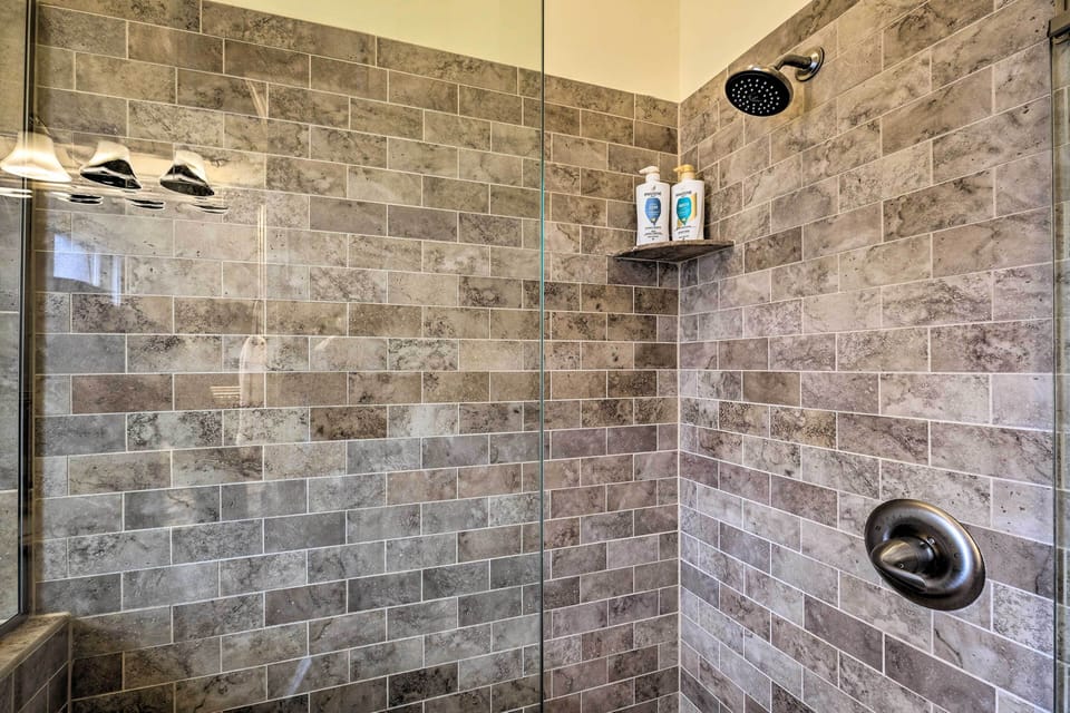 Full Bathroom | Hair Dryer