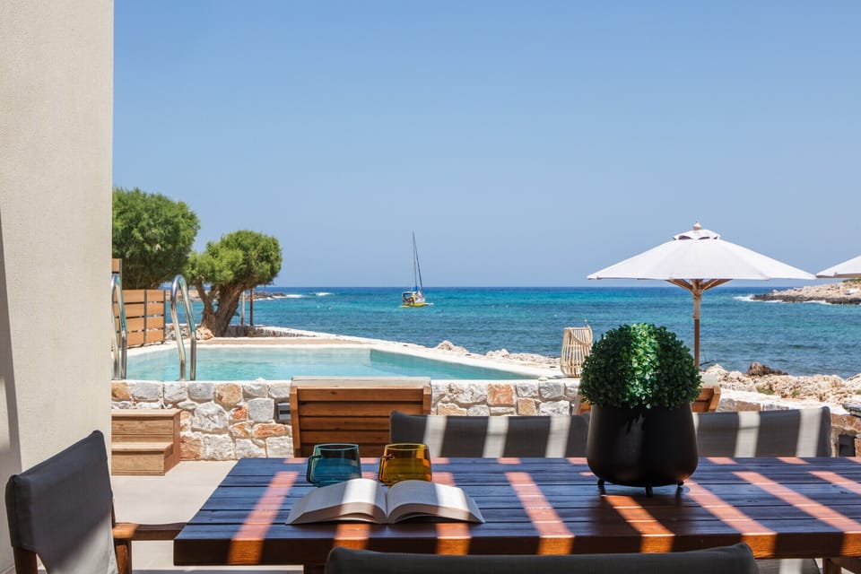 Perfect spot for al fresco dining on the terrace.