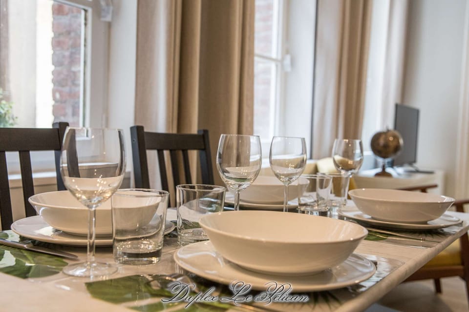 Duplex Le Pelican - Dining area, decorative detail
