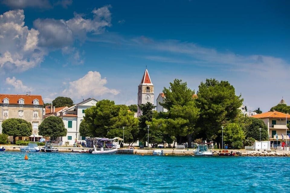 Sv. Filip i Jakov - center