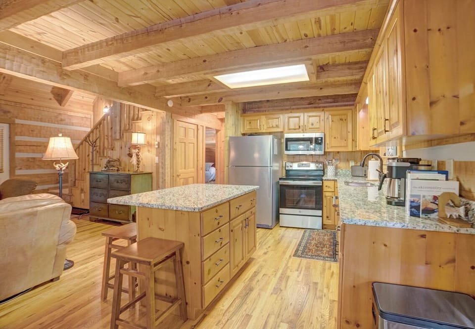 Kitchen--- Granite Counter-tops, Stainless Steel