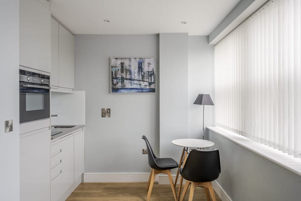 Apartment, Private Bathroom, City View | Shared kitchen