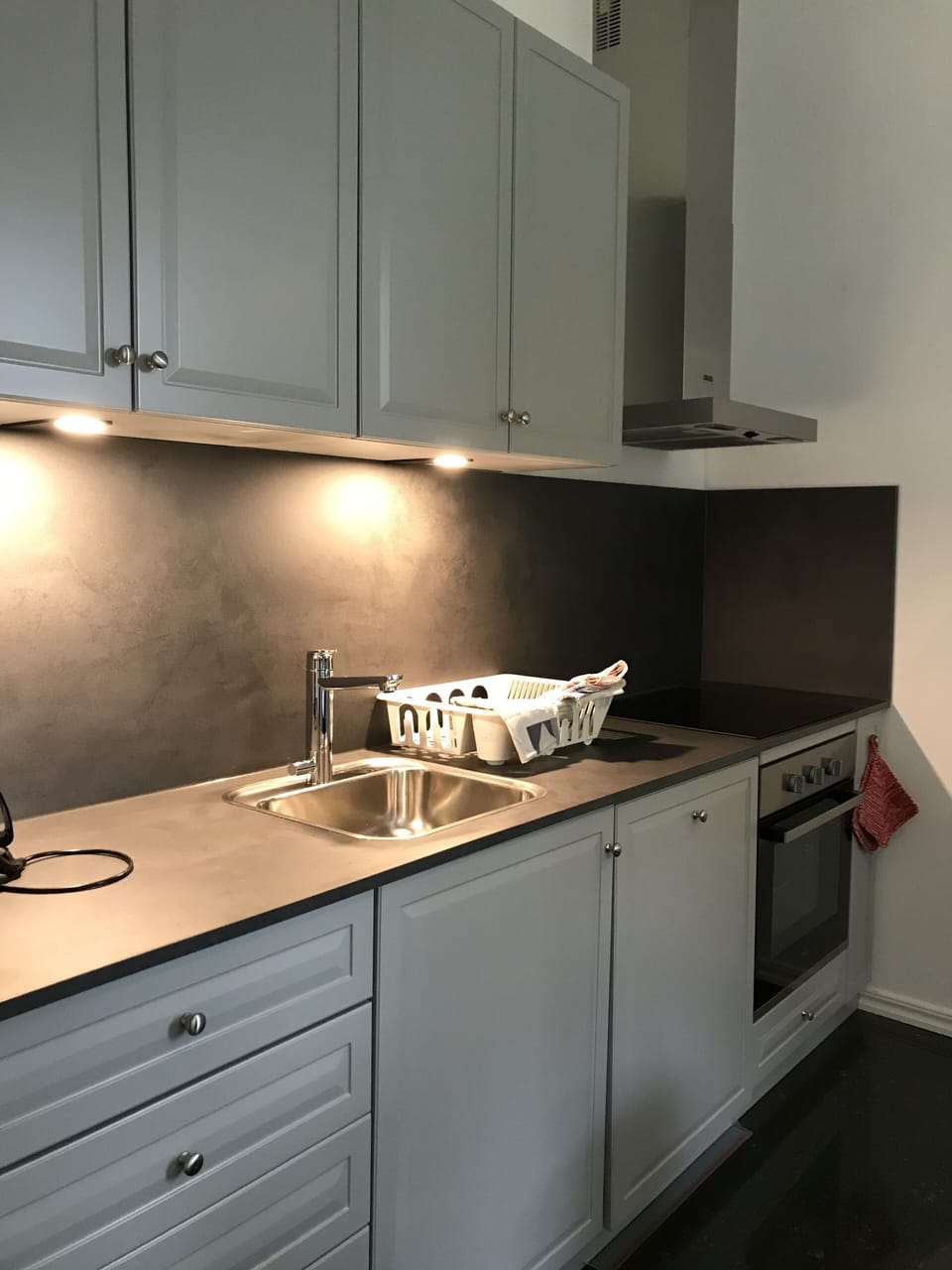 Classic Apartment, Multiple Beds, Kitchen | Private kitchen | Full-size fridge, oven, stovetop, dishwasher
