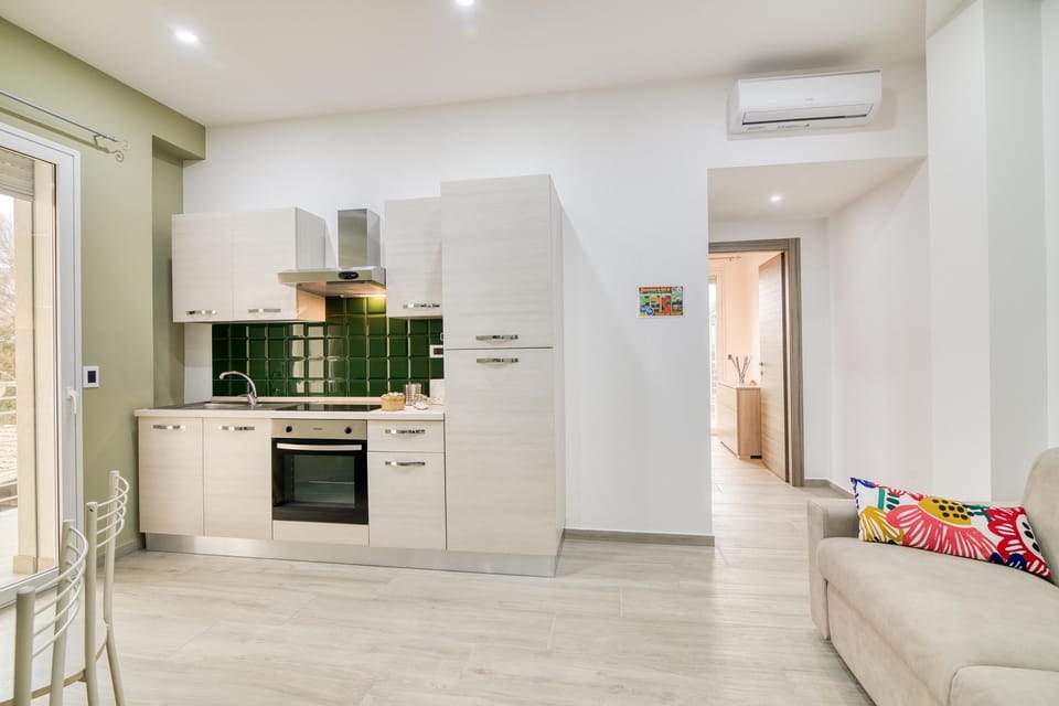 Family Apartment, 1 Bedroom, Balcony, Sea Facing (Eclisse House Few Steps From The Sea) | Private kitchen