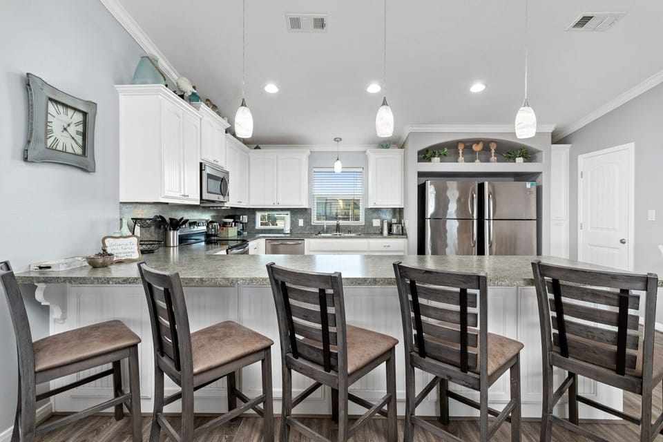 House, 4 Bedrooms | Private kitchen | Fridge, coffee/tea maker, toaster