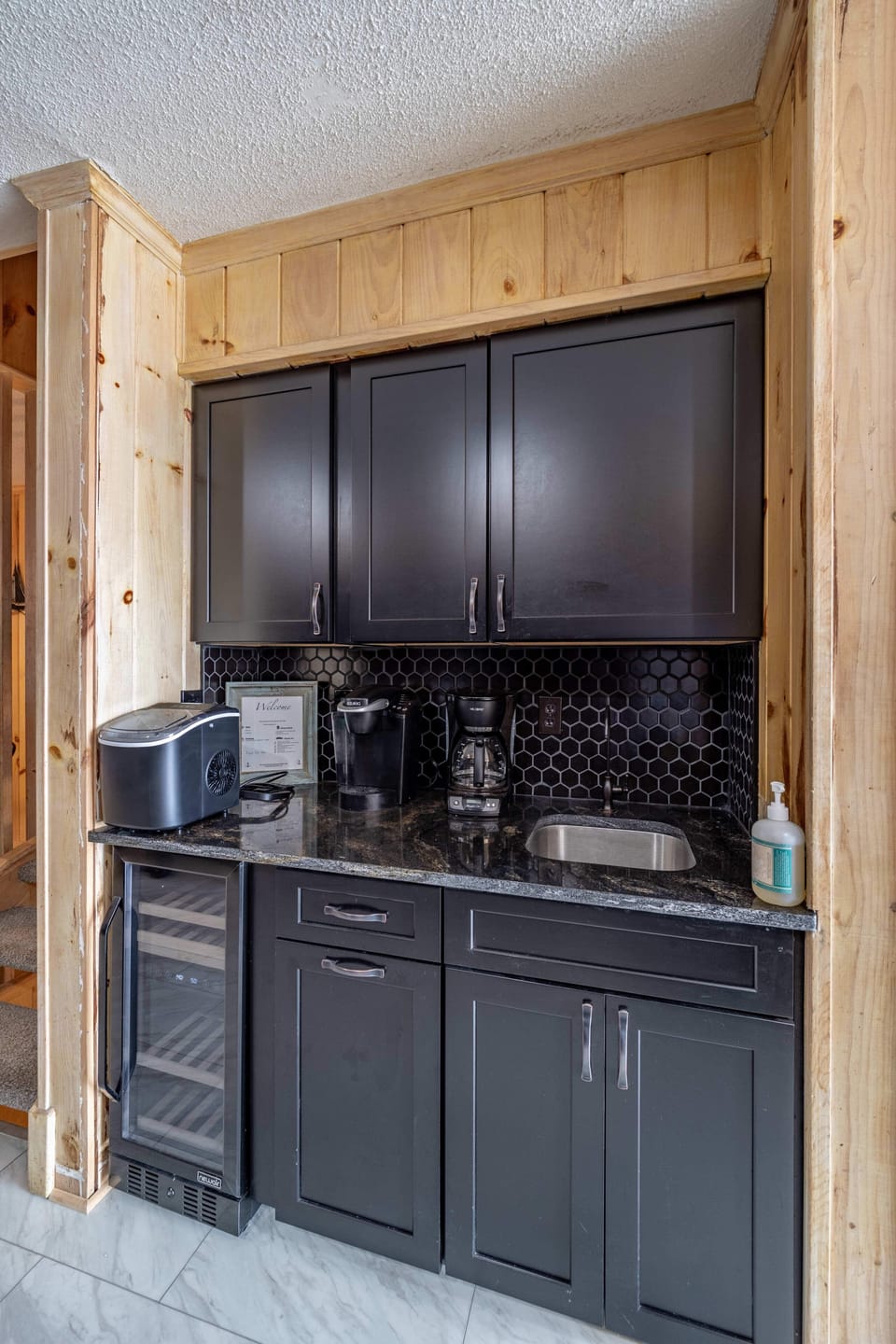 Newly remodeled kitchen 2023