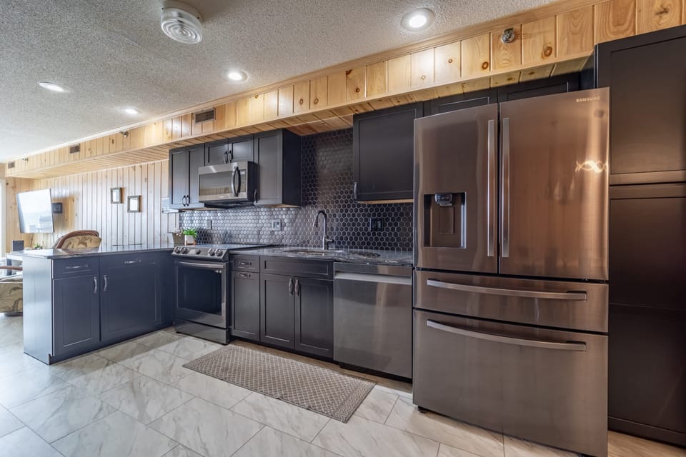 Newly remodeled kitchen 2023