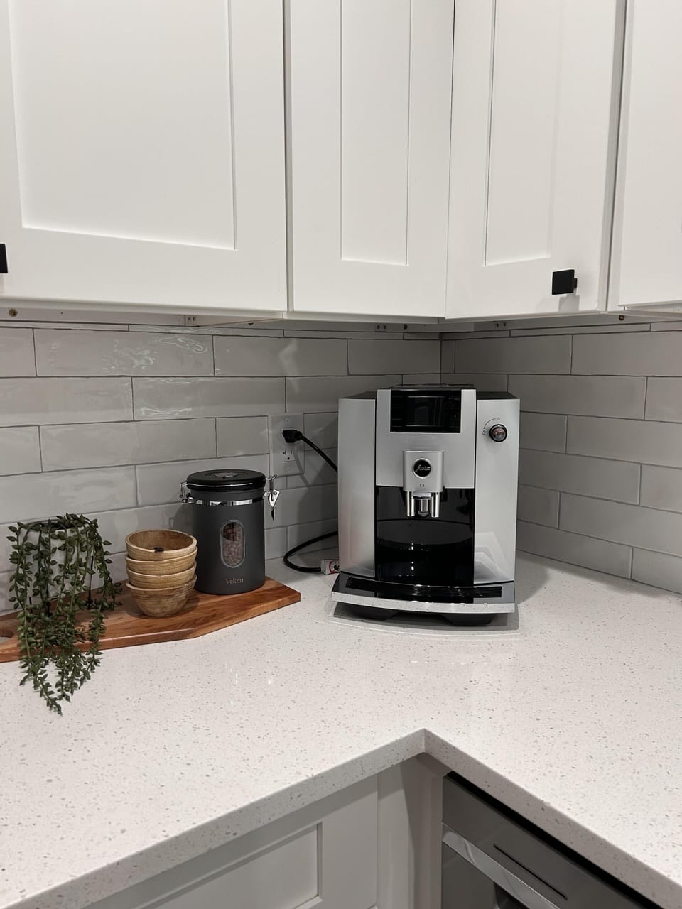 Calling all my coffee people! Check out this Jura espresso machine
