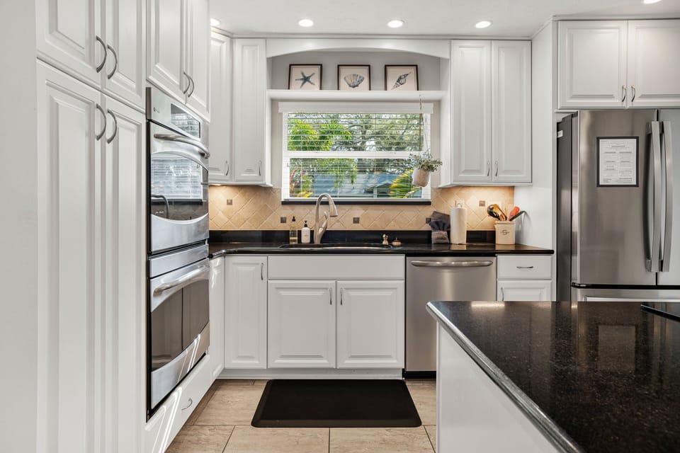 Stainless steel appliances make cooking (and cleaning up) a breeze!