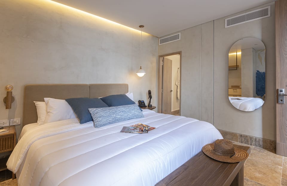 Design Double Room | In-room safe, individually decorated, individually furnished