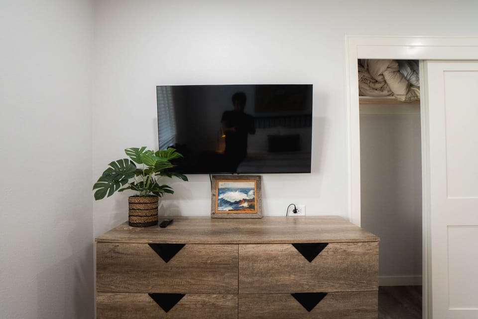 TV