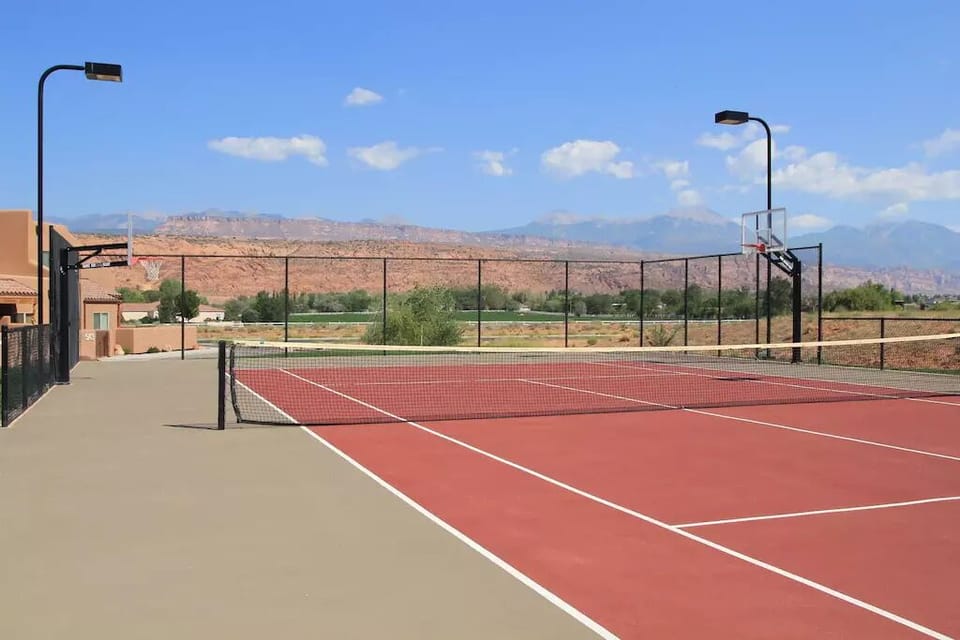 Sport court