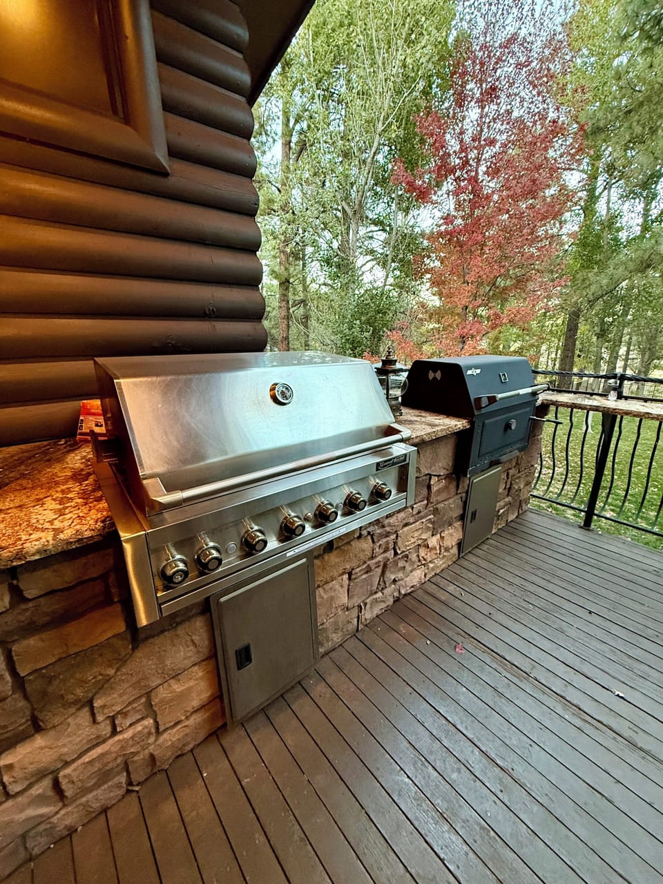 Full size grill and smoker with propane included