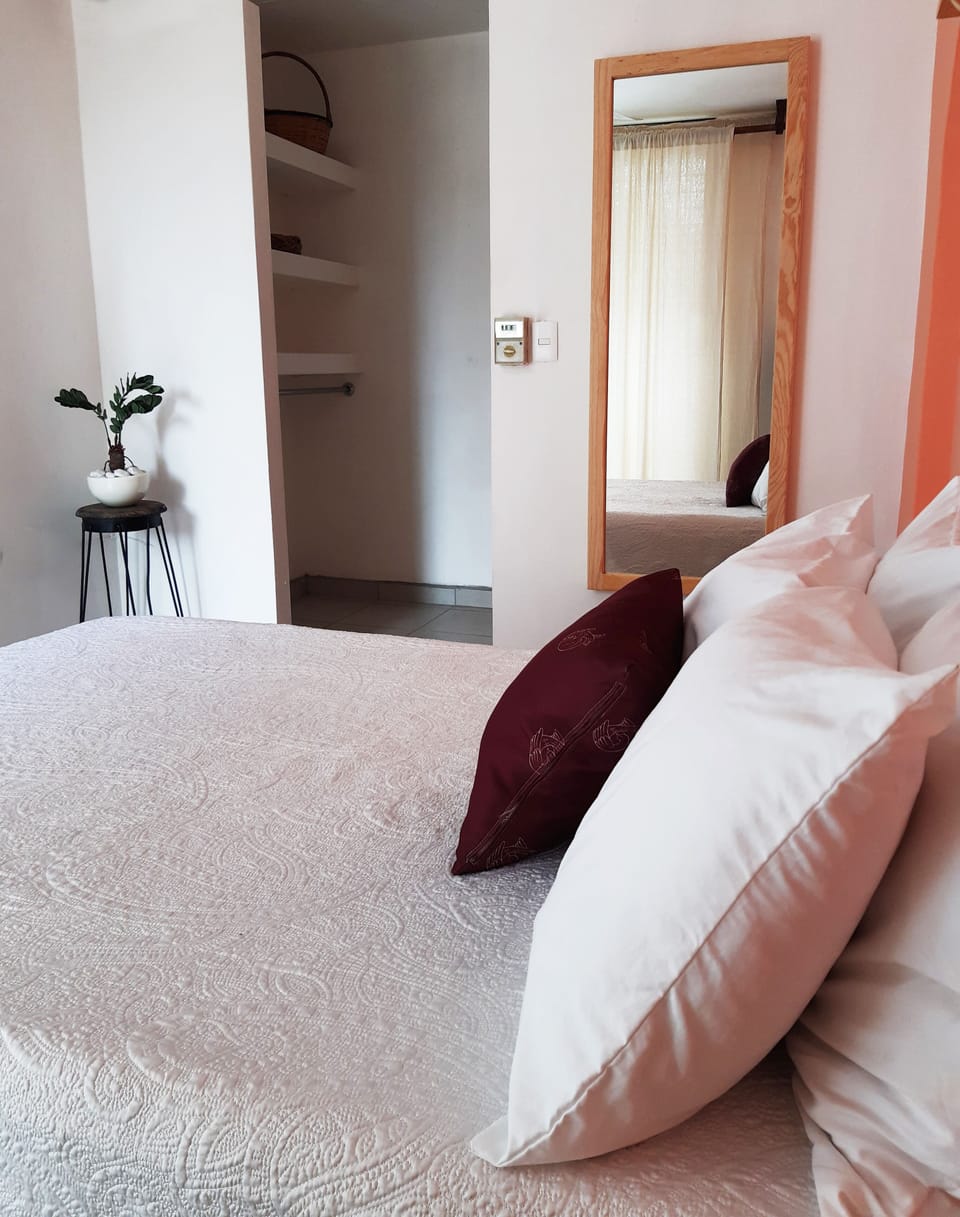 Design Double Room | Down comforters, free WiFi