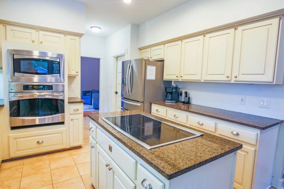 There's plenty of room in this spacious kitchen to prepare your family's meals.