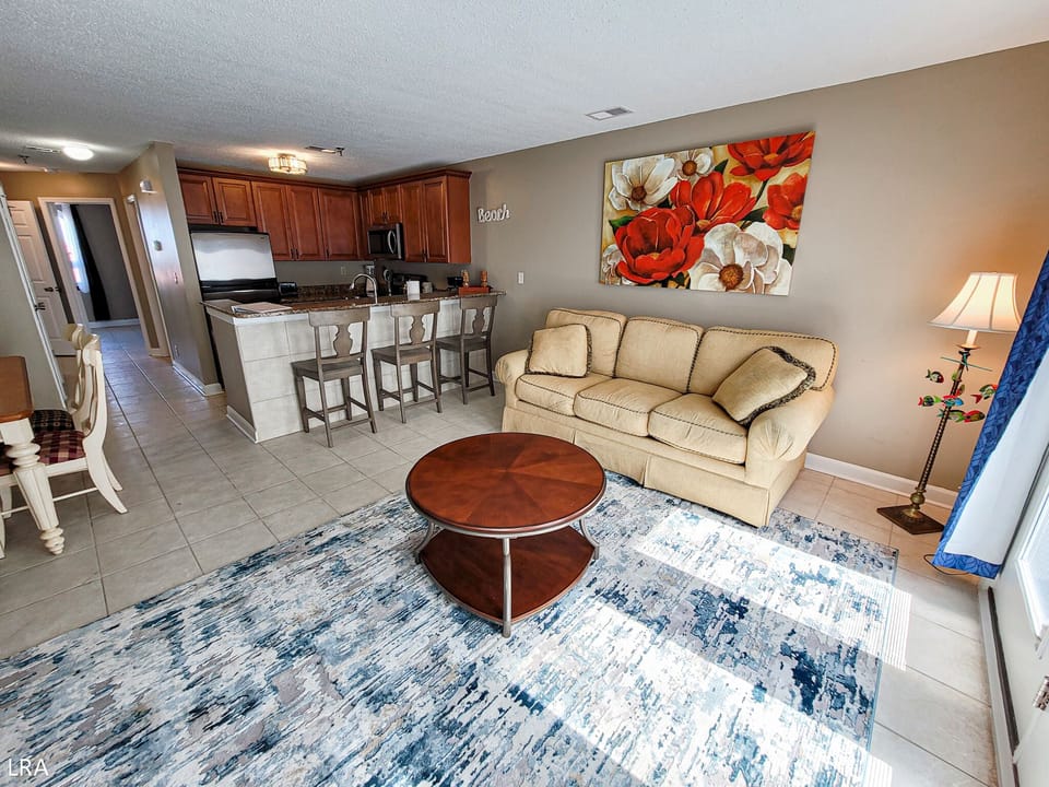 Living Room-06
