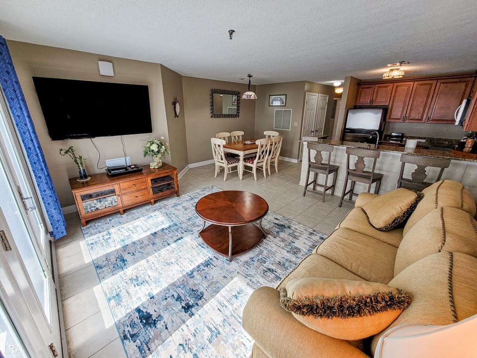 Living Room-07