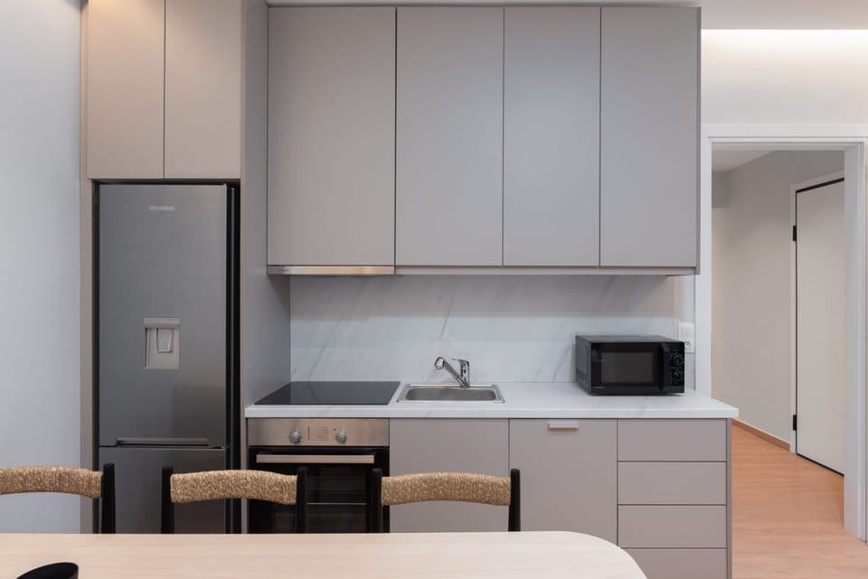 City Apartment, 2 Bedrooms, Balcony | Private kitchen | Full-size fridge, microwave, oven, dishwasher