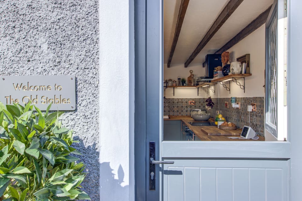 Luxury Cottage, Accessible, Ensuite (Luxury Cottage Sleeps 8 ) | Lobby
