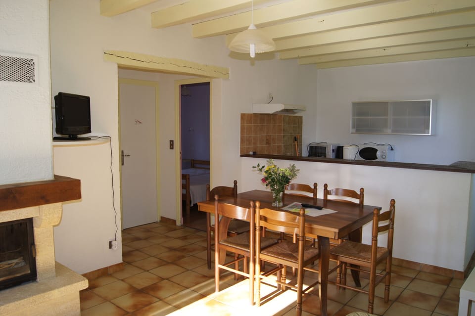 Gite "La Morille" | Living area | 30-cm TV with digital channels