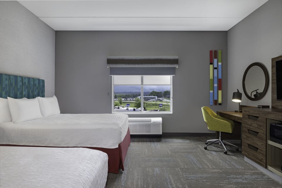 Room, 2 Queen Beds, Refrigerator & Microwave