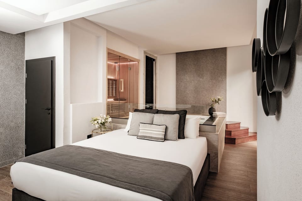SPA Suite | Premium bedding, minibar, in-room safe, individually decorated