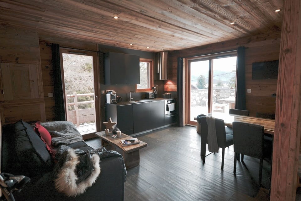 Living room / kitchen