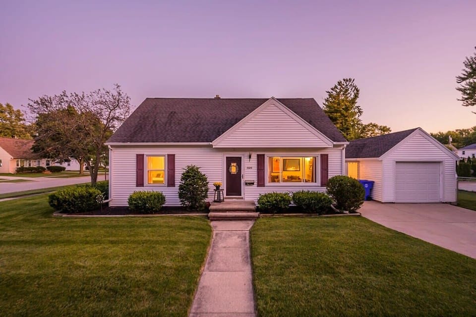 We want YOU to stay HERE!  Let us know how we can help you stay at this 5 star home :) 