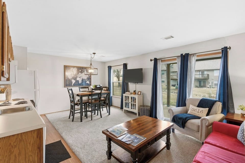 Living/Dining Combo Open Concept