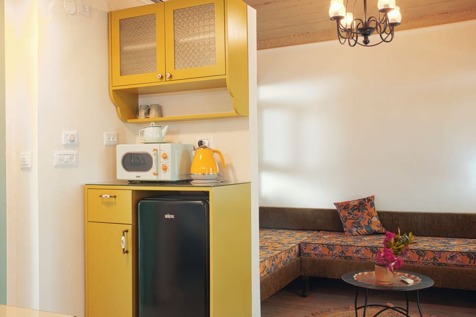 Deluxe Double Room | Private kitchenette
