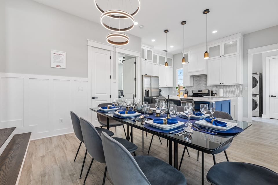 Take advantage of the full kitchen and dining and host a fabulous dinner party!
