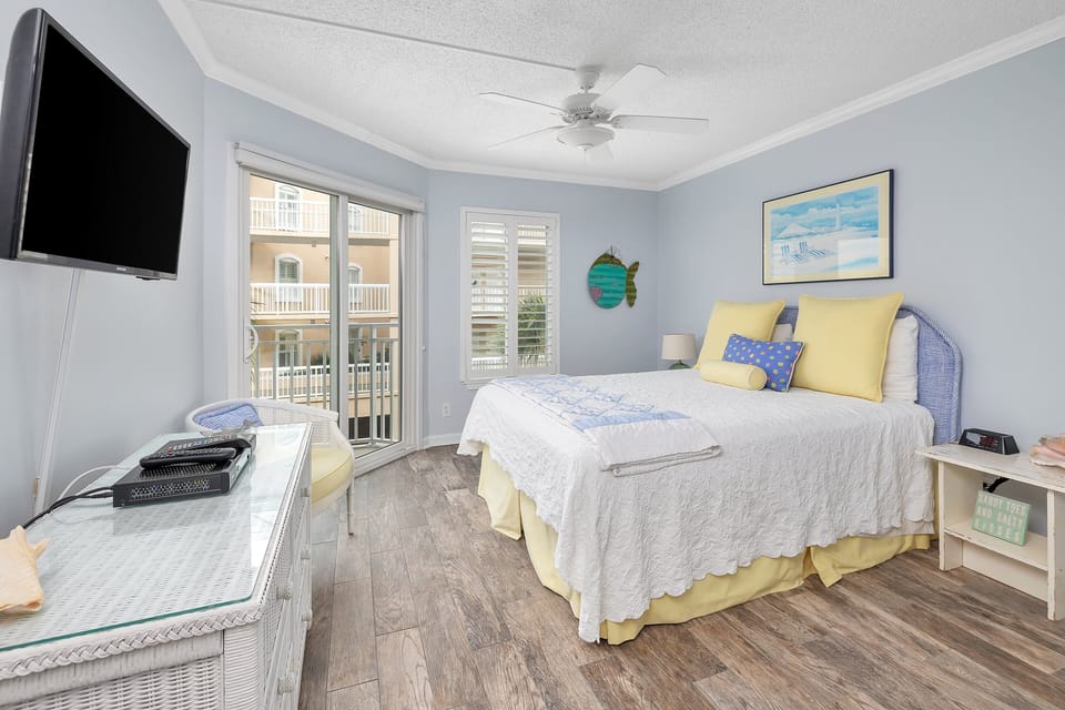 Beach Club 236 - Guest Bedroom
