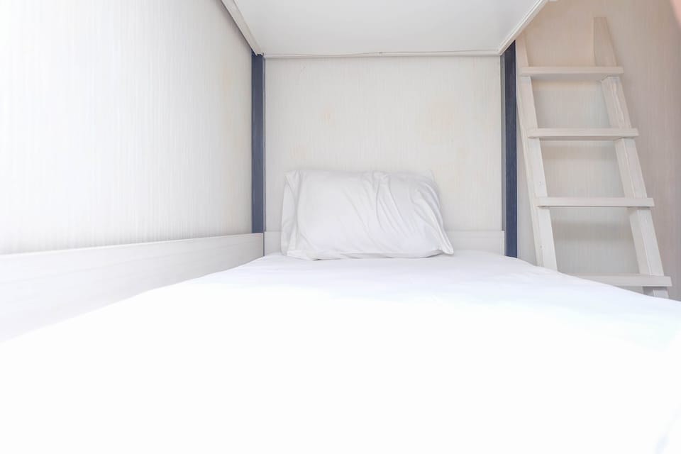 Room | 2 bedrooms, free WiFi, bed sheets