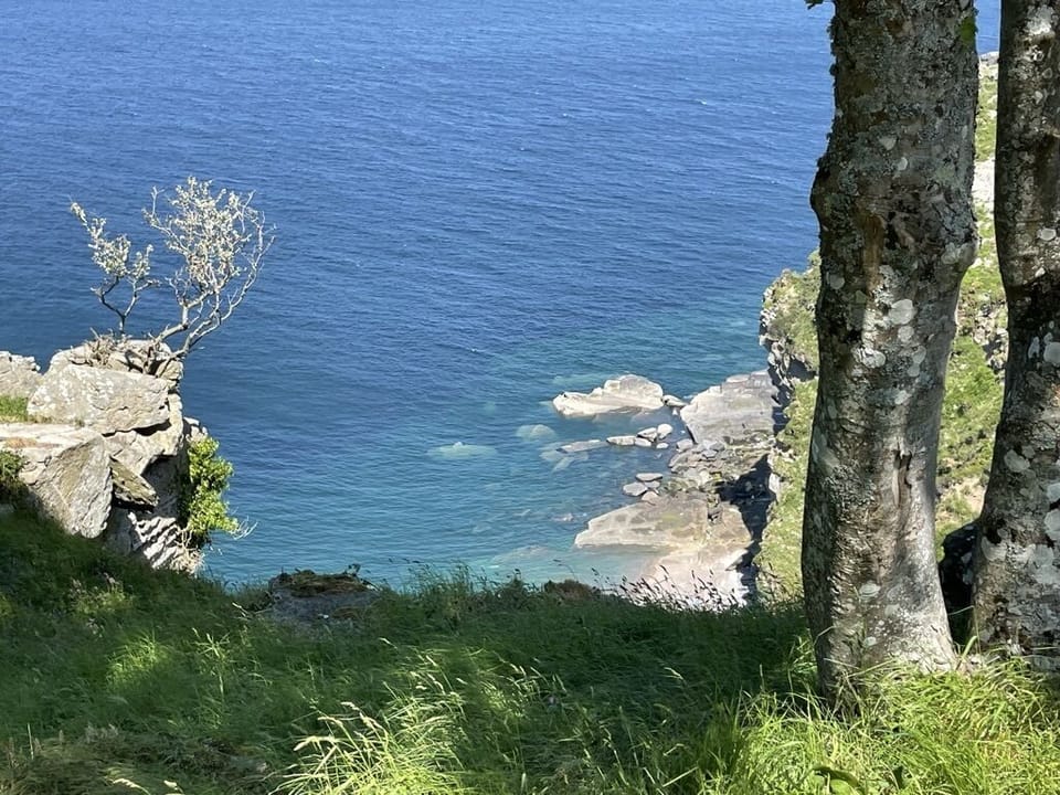 walking to Valley of Rocks from Moor and Sea