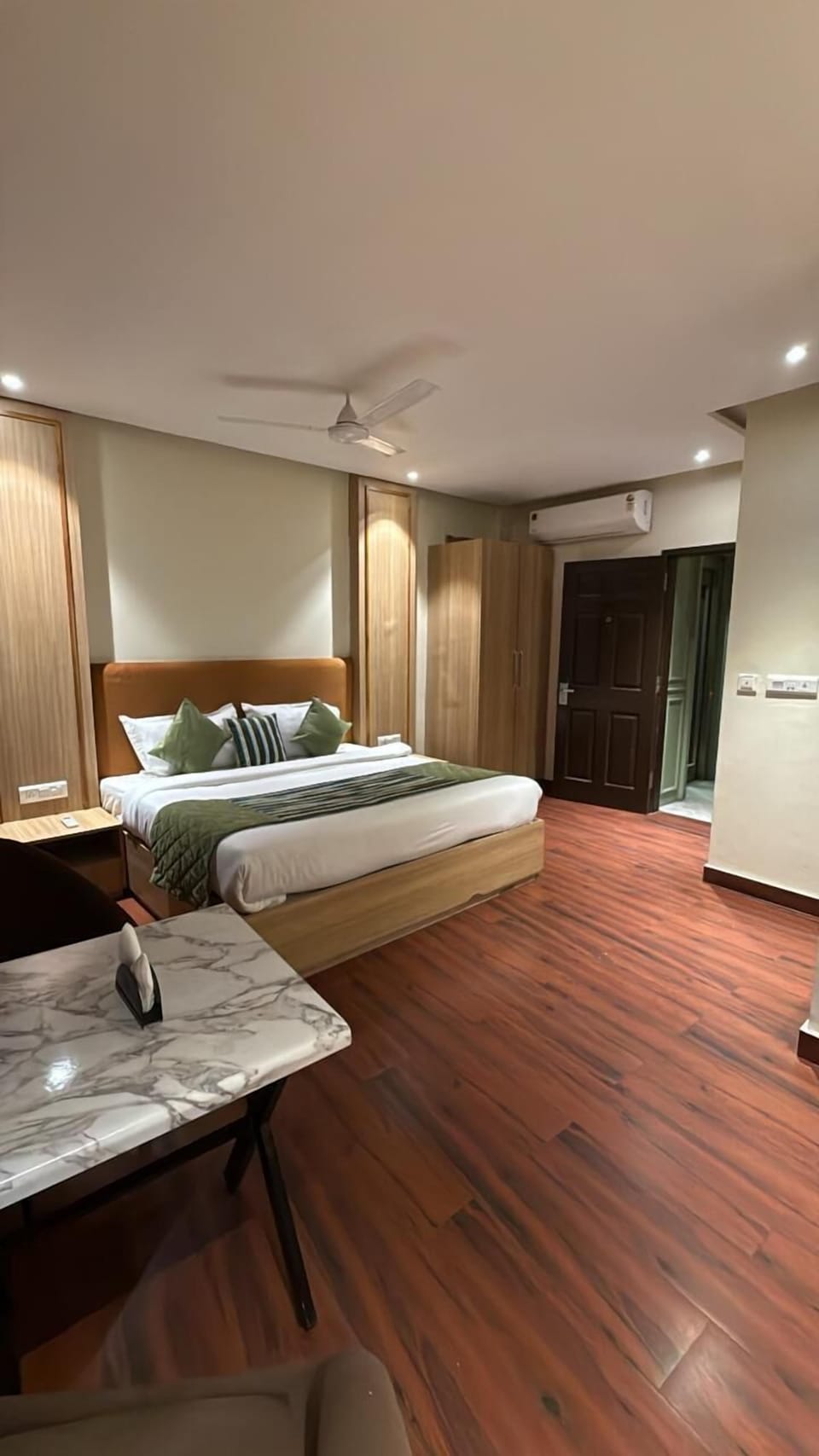 Executive Room | Egyptian cotton sheets, premium bedding, free WiFi, bed sheets