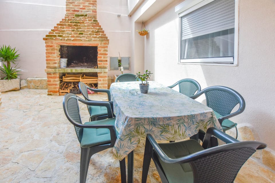 BBQ/picnic area