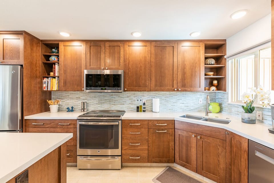 Stunning kitchen.