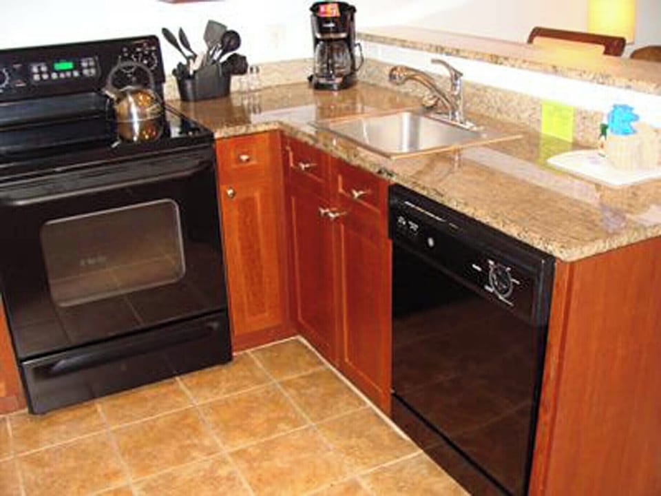 Kitchen b