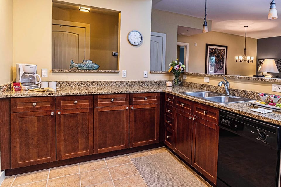 Spacious Kitchen
