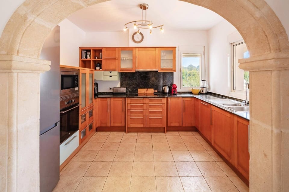 Villa Elemed image
