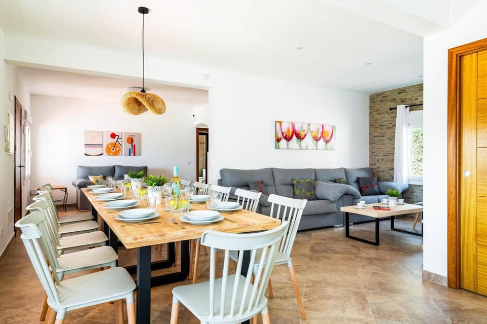 Villa Tres Arcos image