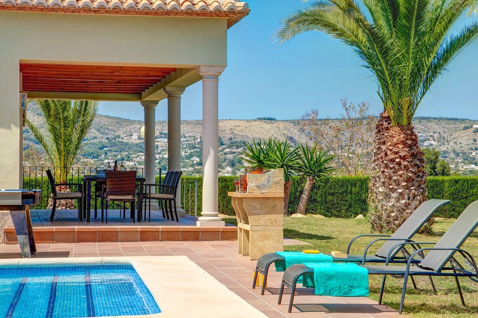 Villa Fresno image