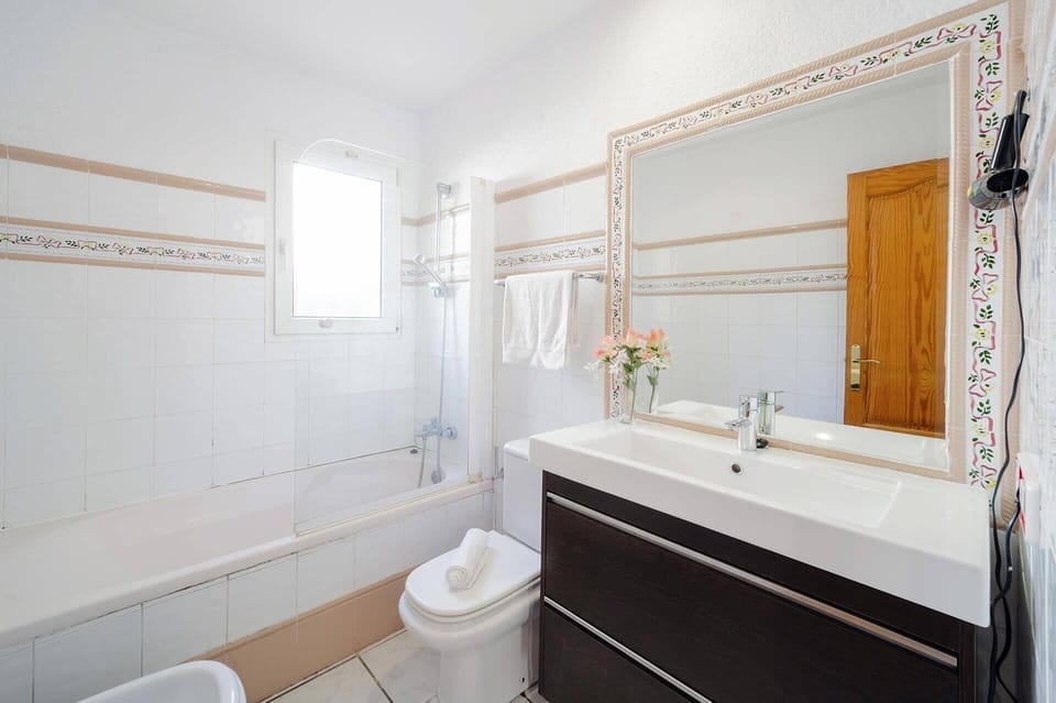 Villa Naranja Blanca image