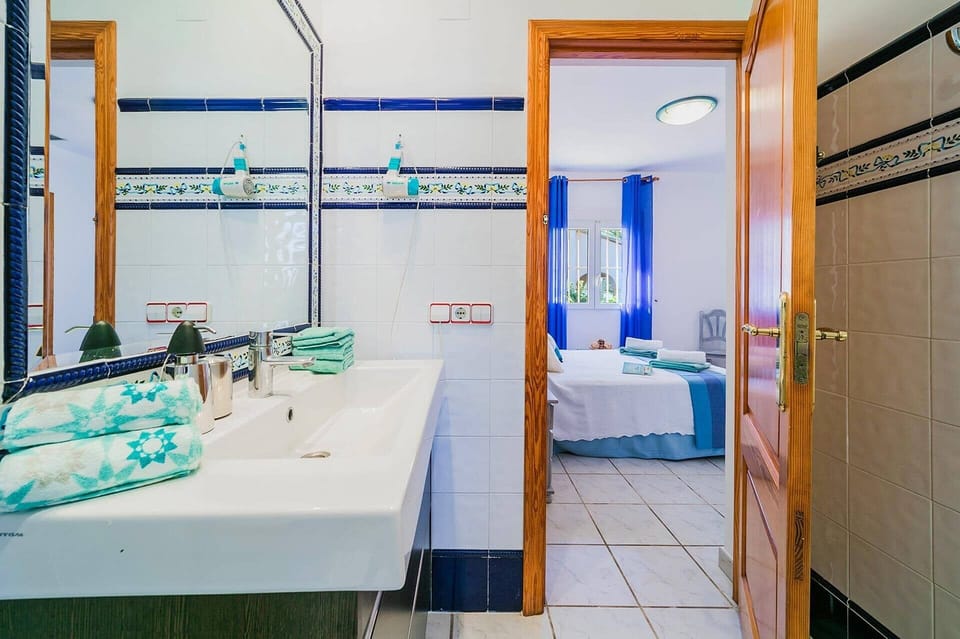 Villa Verde image