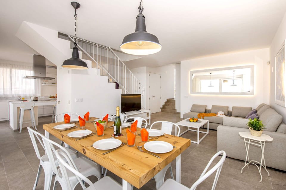 Villa Aguamarina image