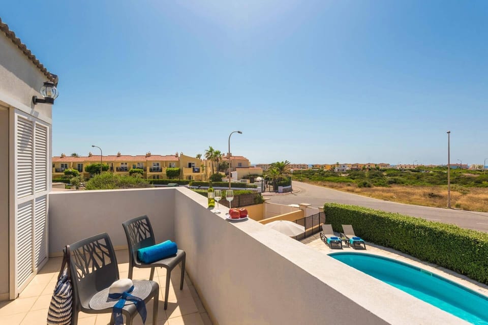 Villa Gris image